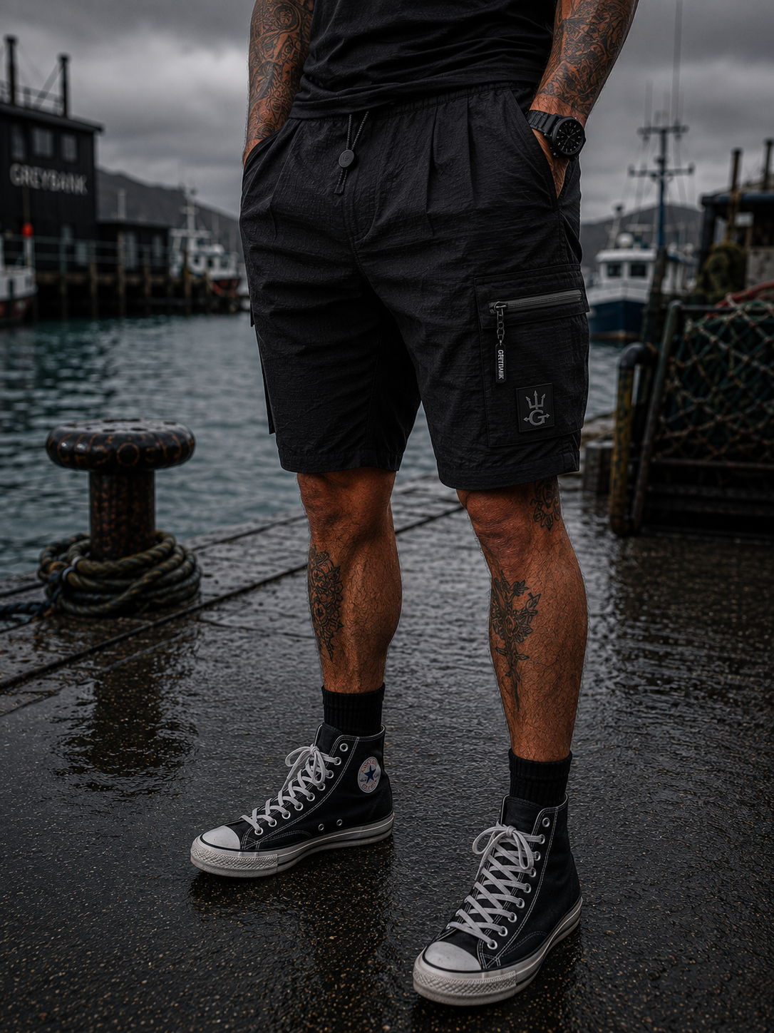 Barra Cargo Hybrid Short — Blackout